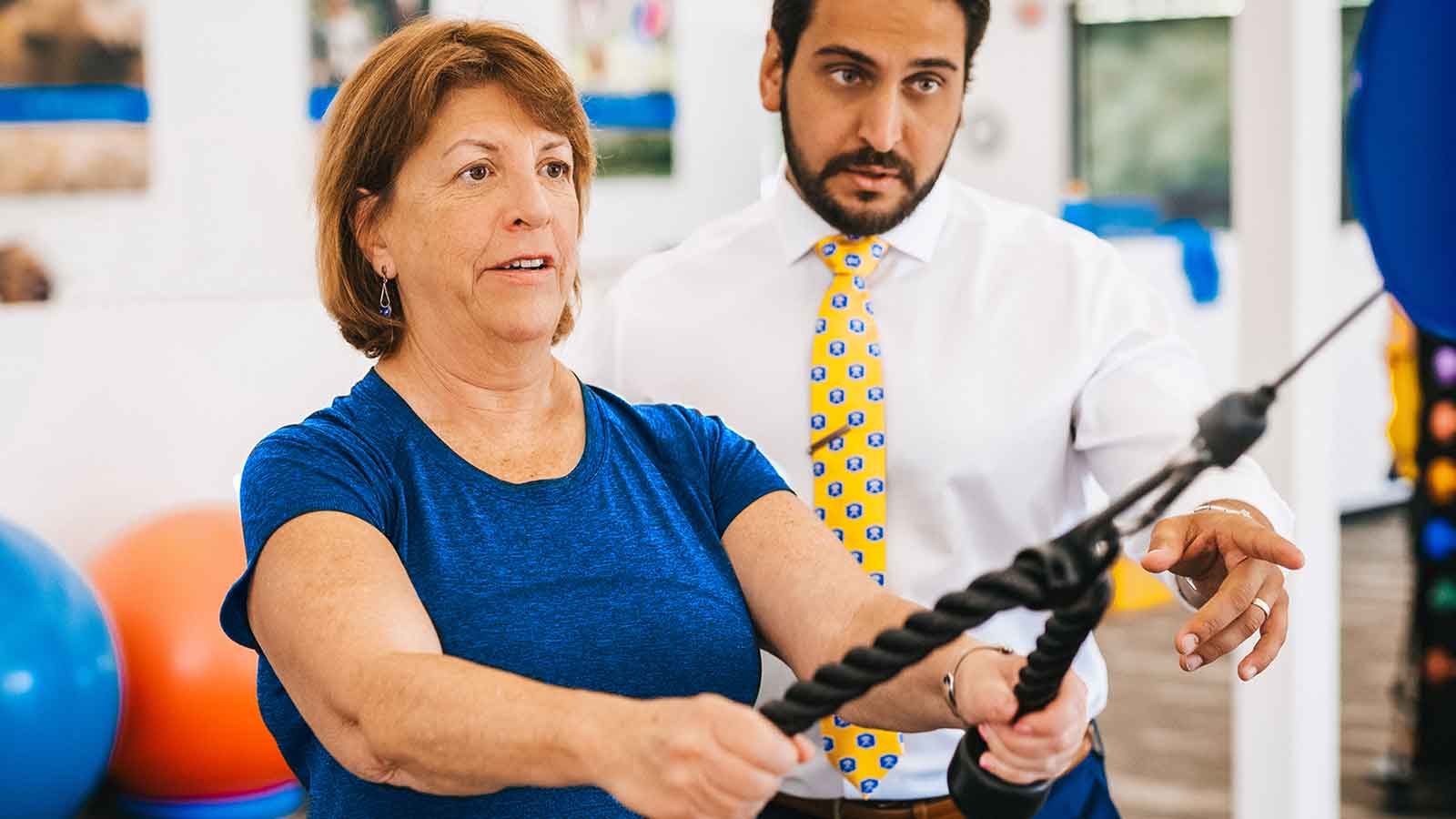 5 Physical Therapy Exercises for Shoulder Pain
